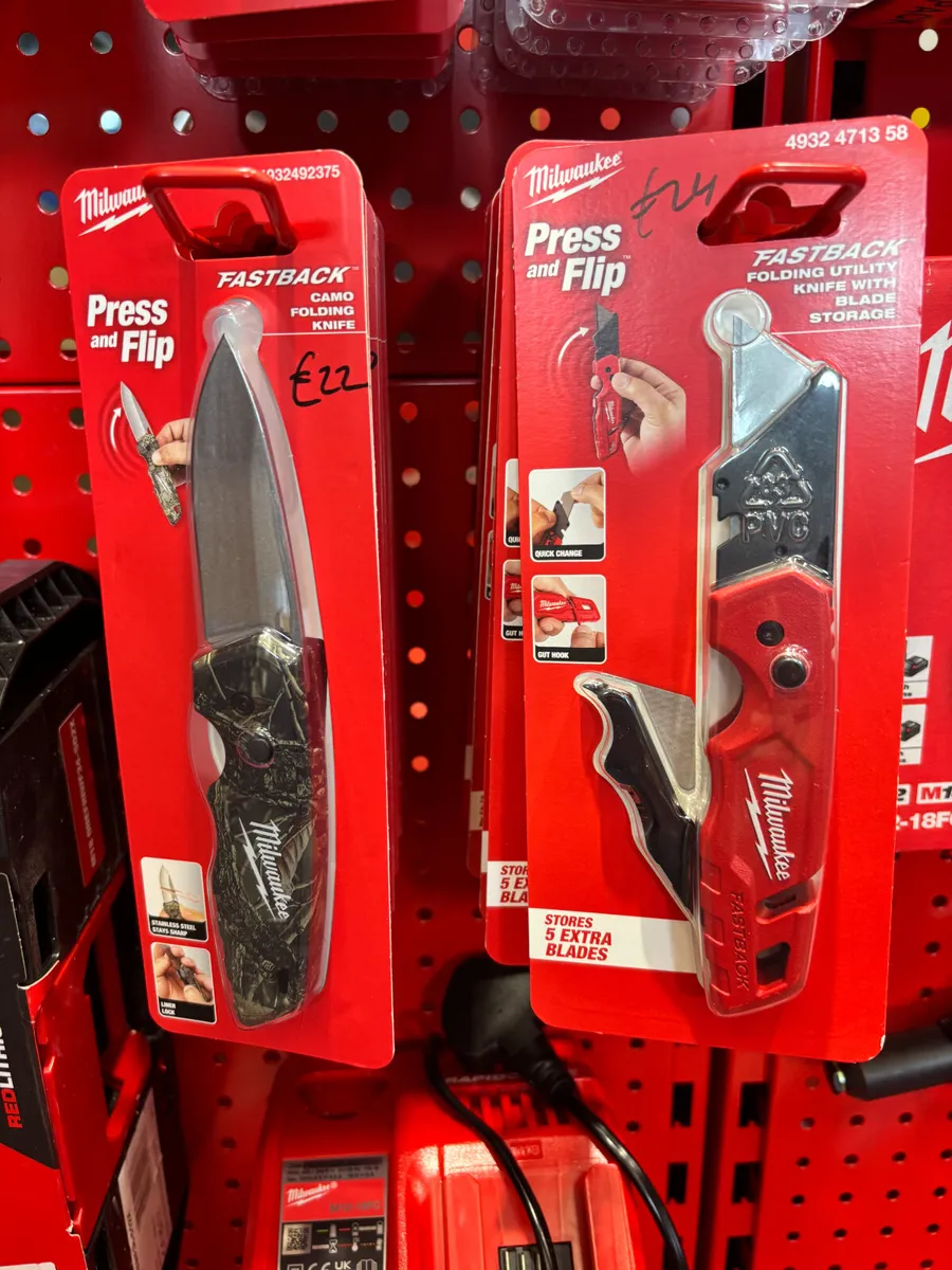 MILWAUKEE KNIVES - Image 1