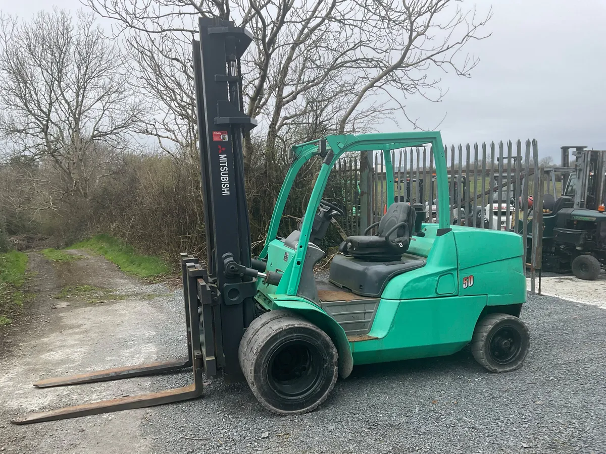 FORKLIFT - Image 3