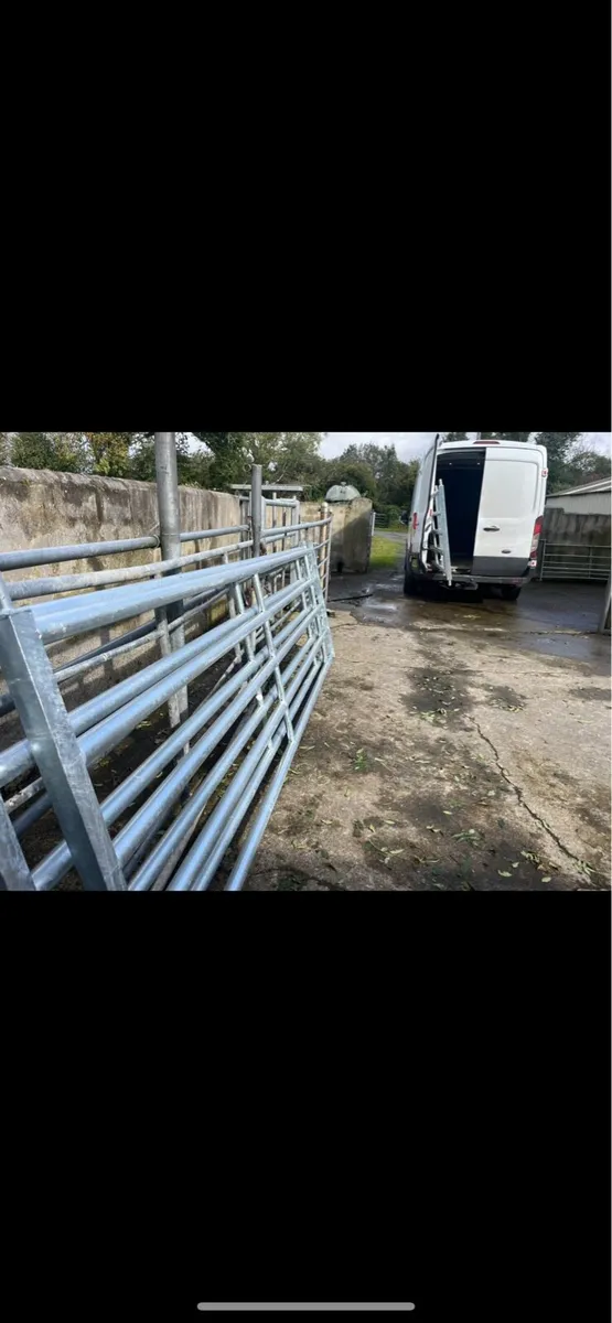 Extendable, gates and barriers - Image 4