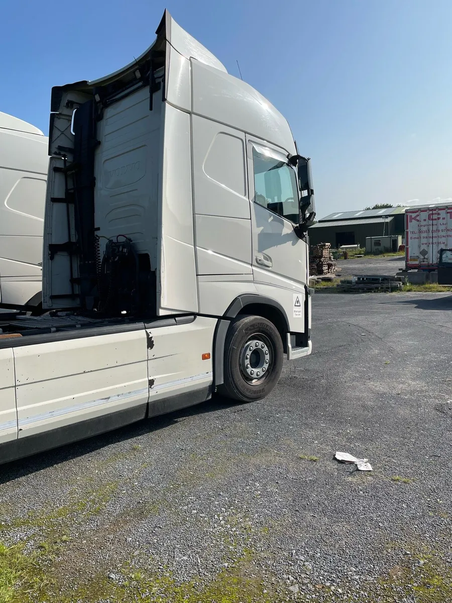 Volvo FH460 - Image 3