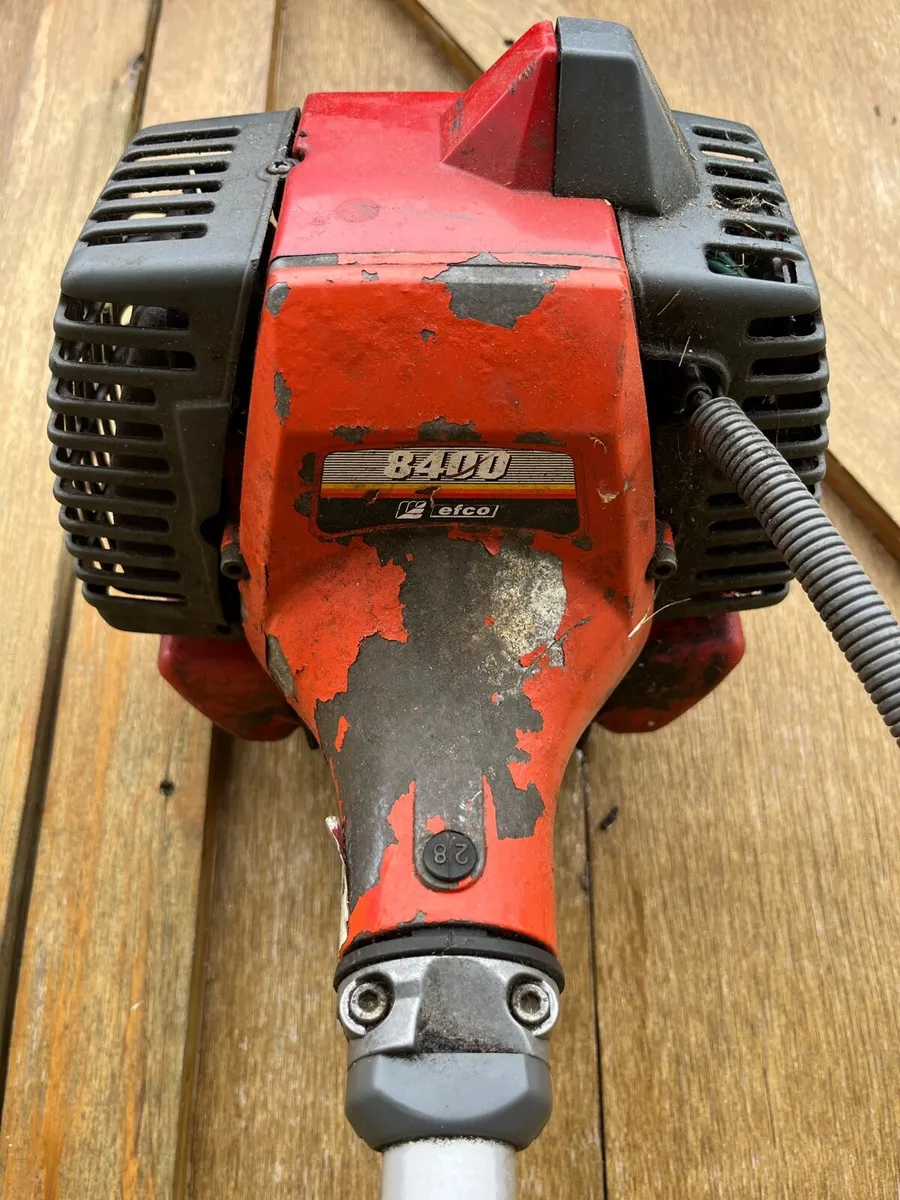 EFCO 8400 PETROL STRIMMER - Image 2