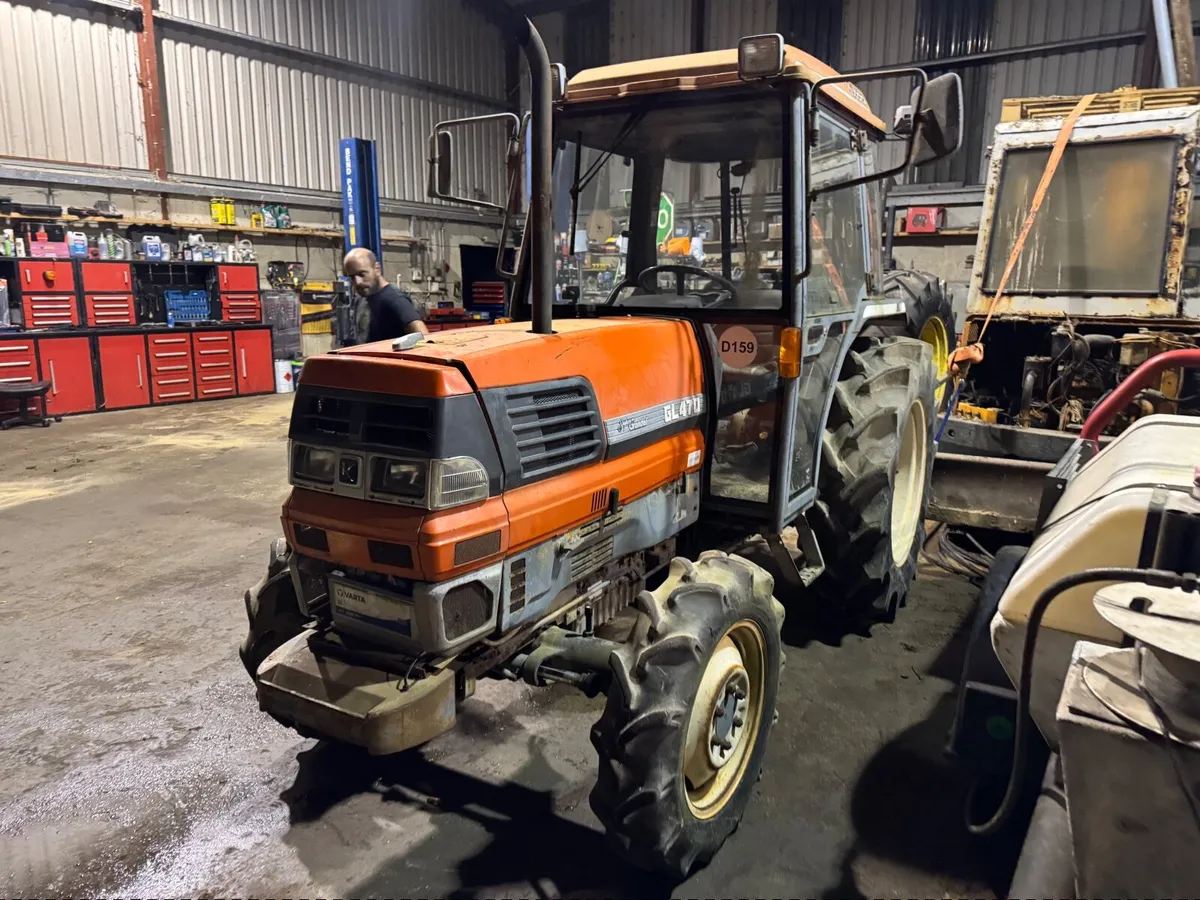 Kubota GL470 tractor 4WD €15,950 - Image 1
