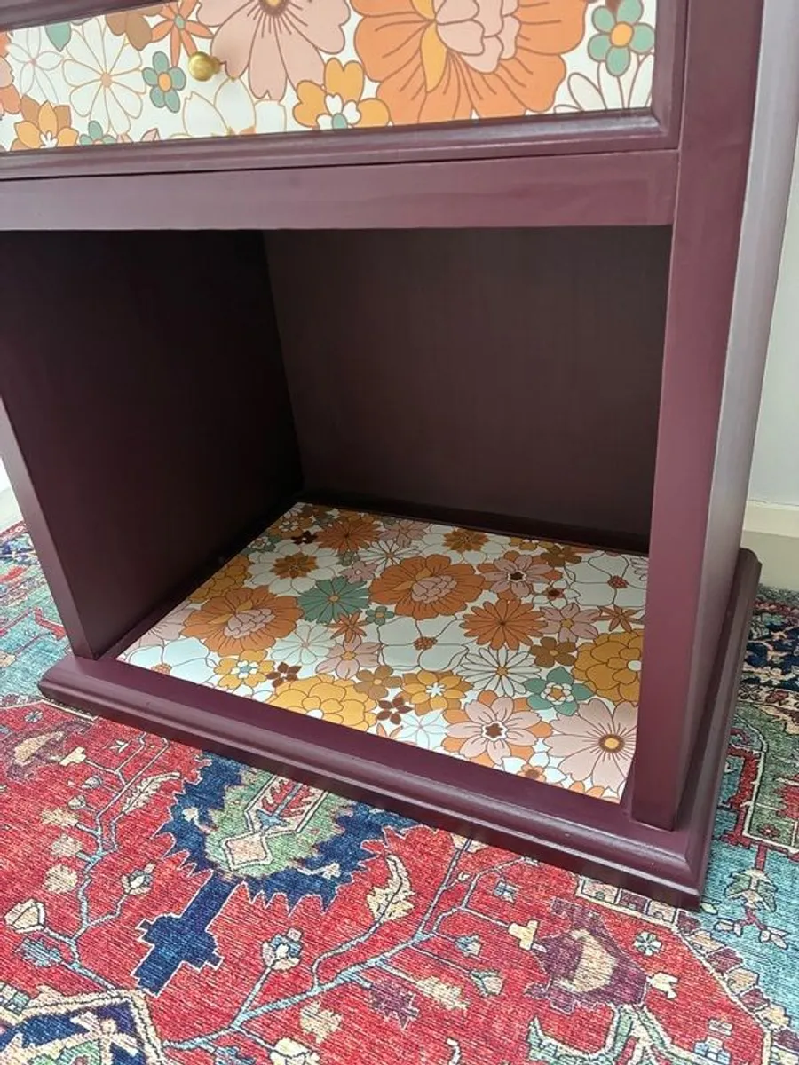 Lamp table with storage - Image 4