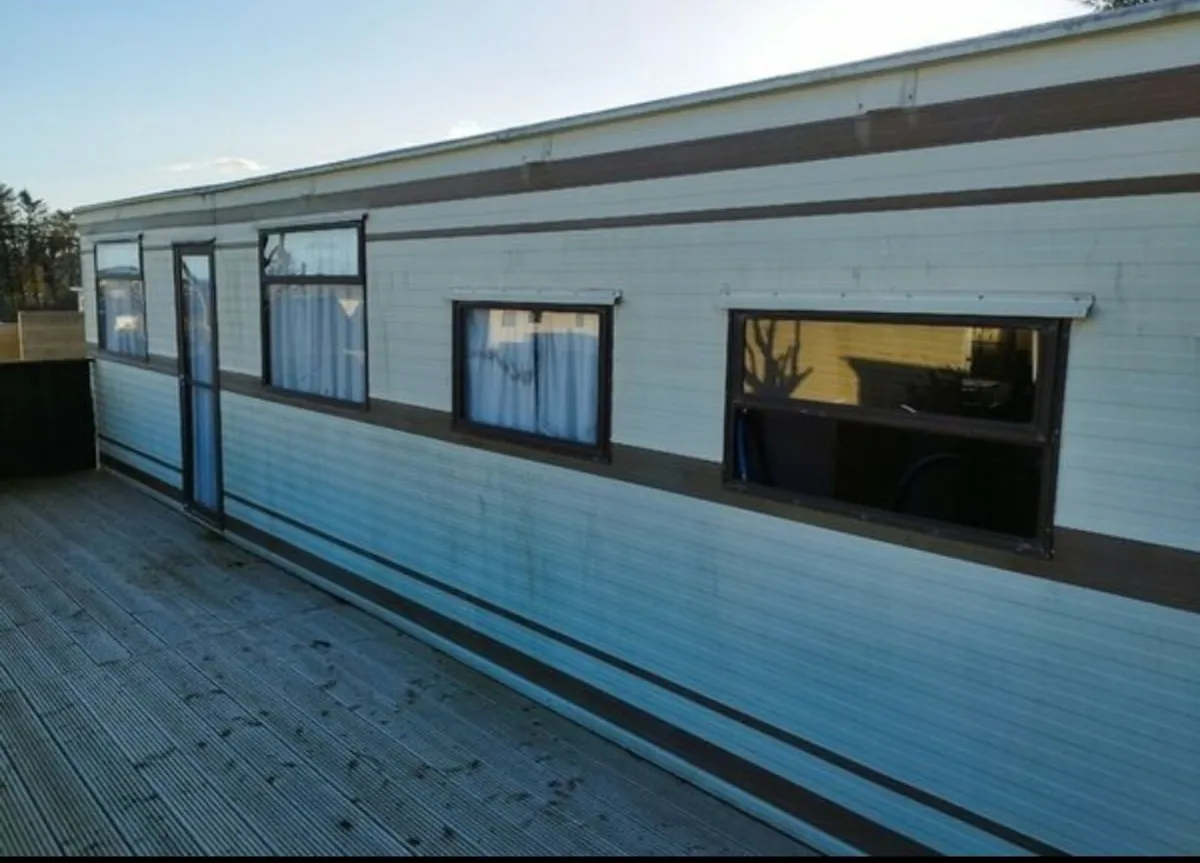 Demountable unit - Image 2