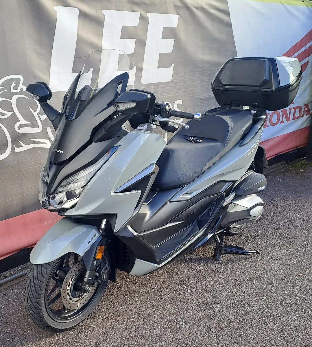 2022 HONDA FORZA 350 - Image 4