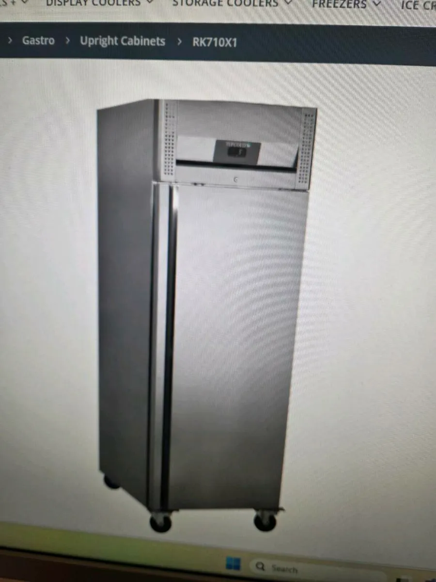Commercial fridge - Image 2