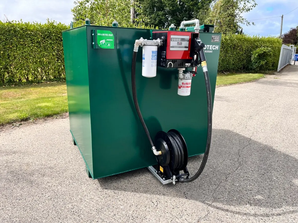 2700 Litre Steel Bunded Tank with Pump & Reel - Image 3