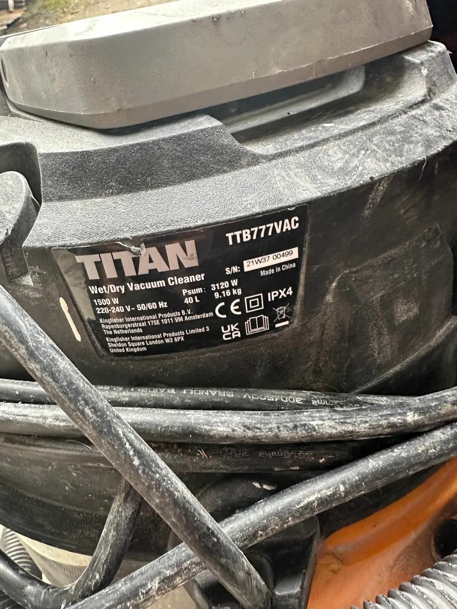 Wet dry vacuum - Image 2