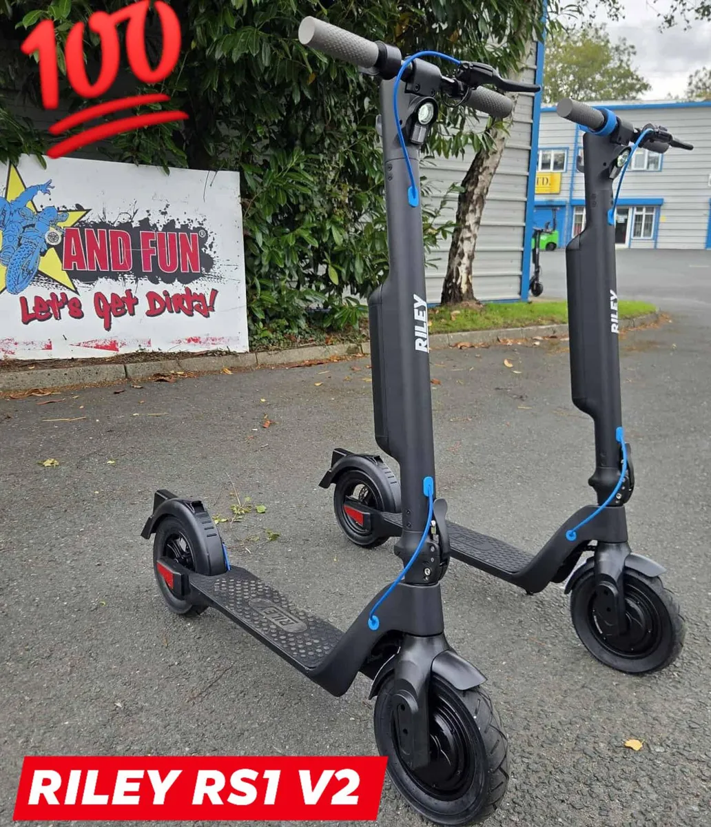 RILEY RS2 v2 electric scooter DELIVERY/EASYPAY - Image 1