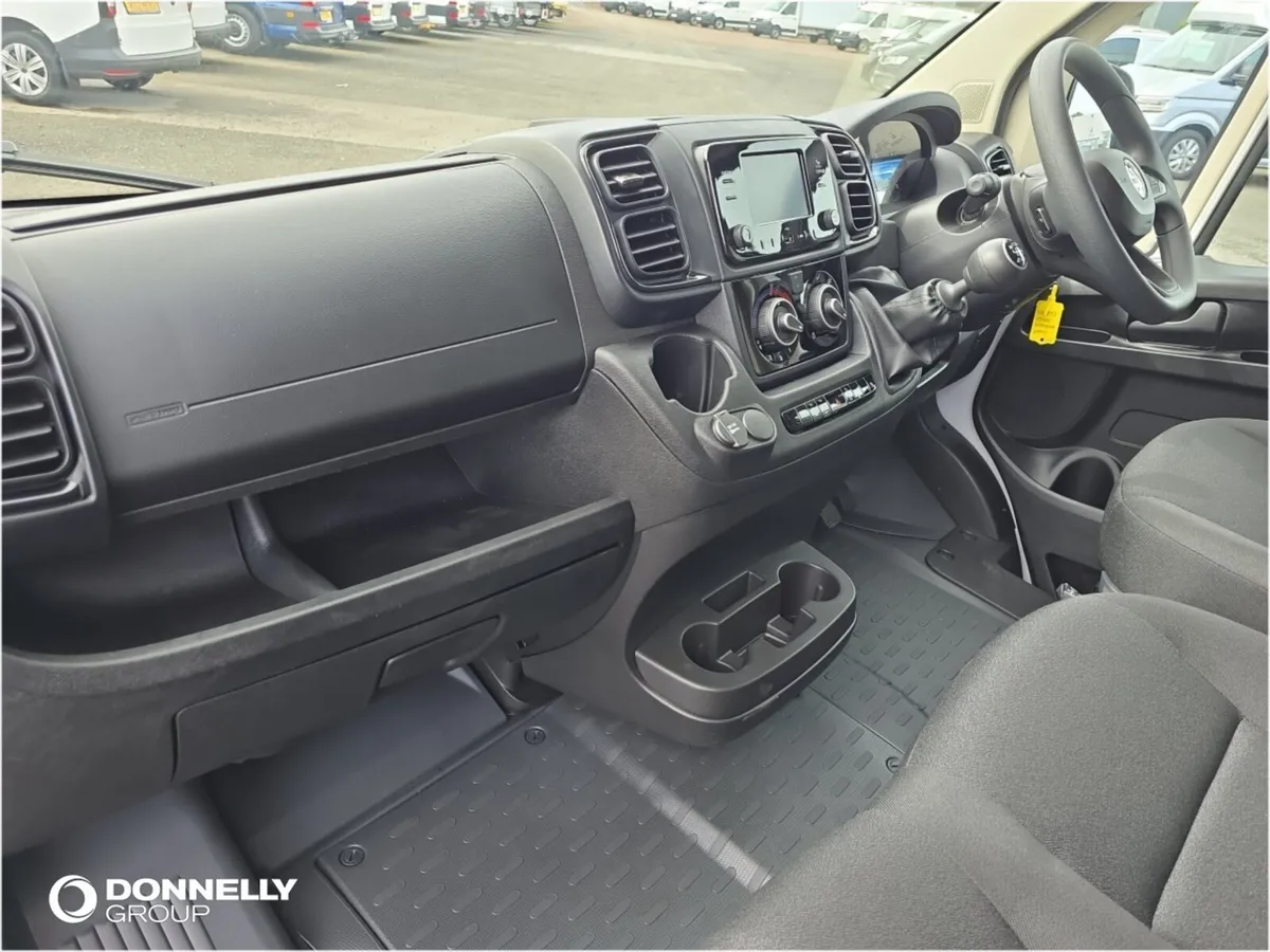 Vauxhall Movano 3500 L2 Diesel Fwd Prime - Image 4