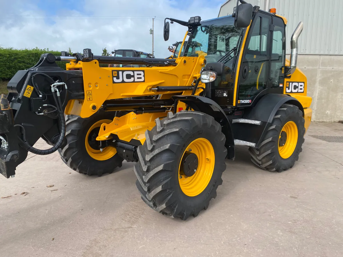 2025 JCB TM320s - Image 2