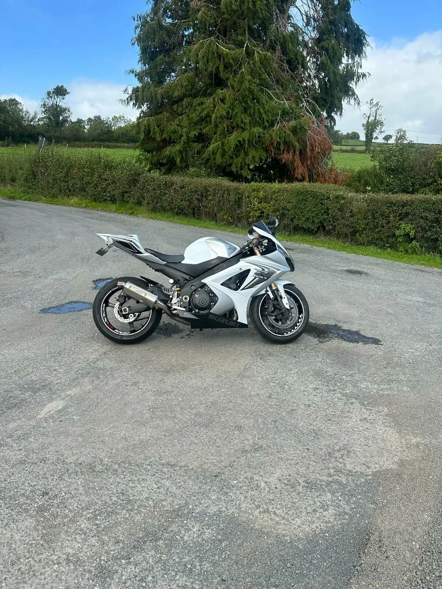 09 Gsxr 1000 - Image 2
