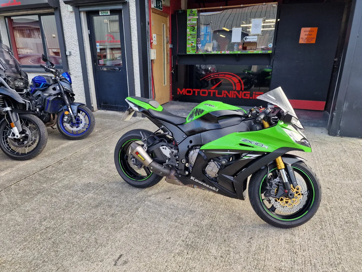 Kawasaki ZX10R 2014 - Image 1