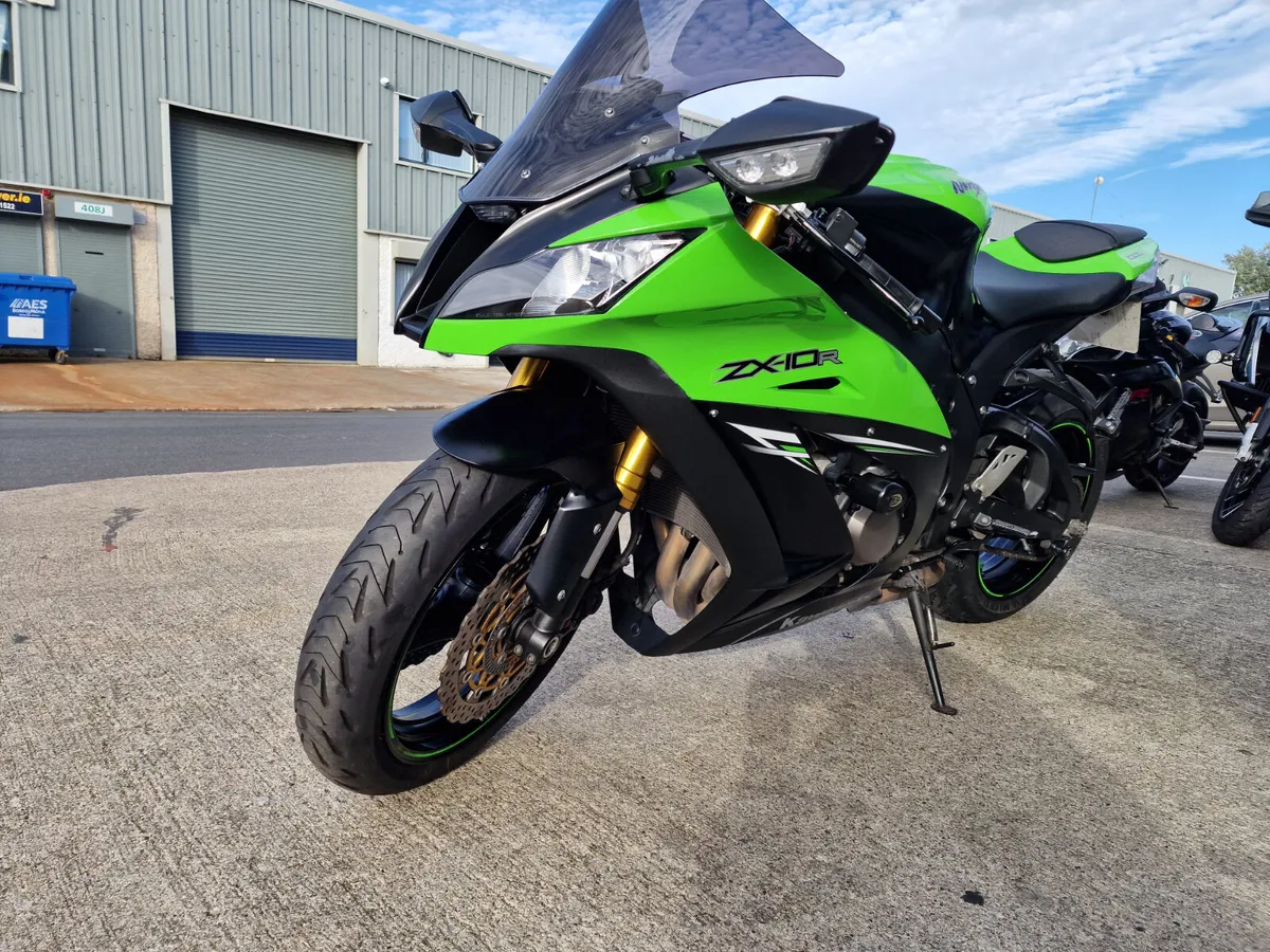 Kawasaki ZX10R 2014 - Image 4