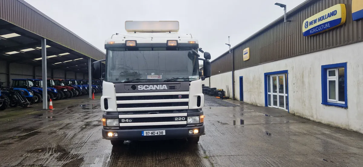 Scania 94D - Image 2