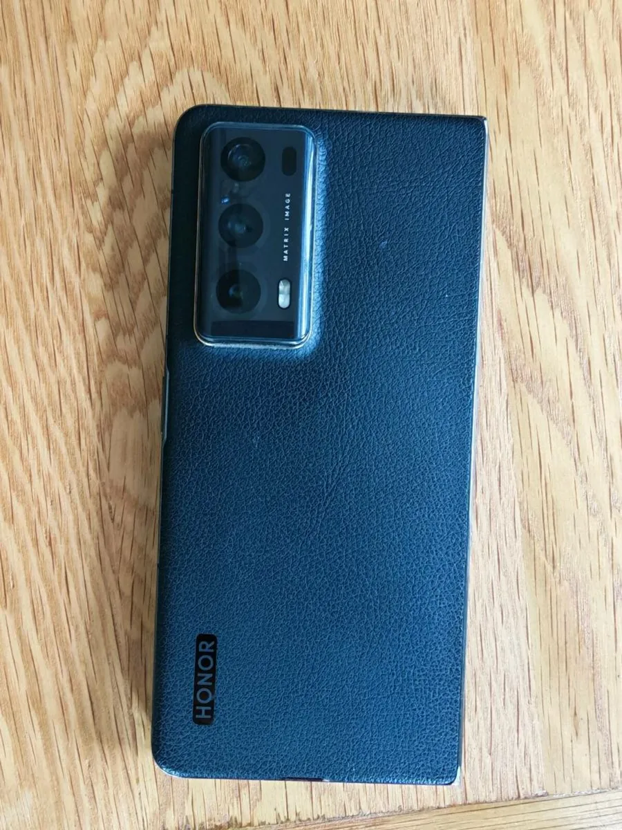 Honor Magic V2 - Image 2