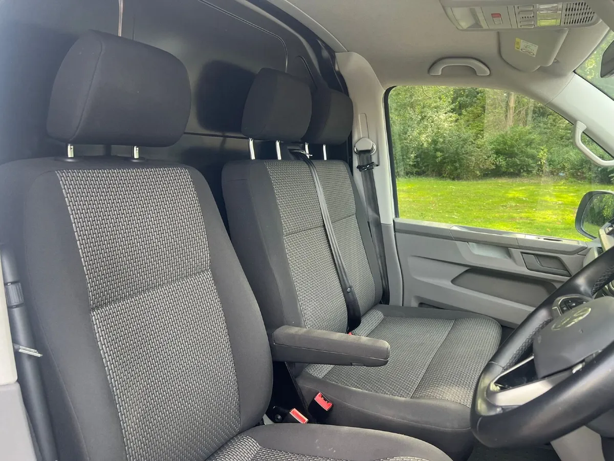 Volkswagen Transporter 2024 Hi LineZero VAT * - Image 3