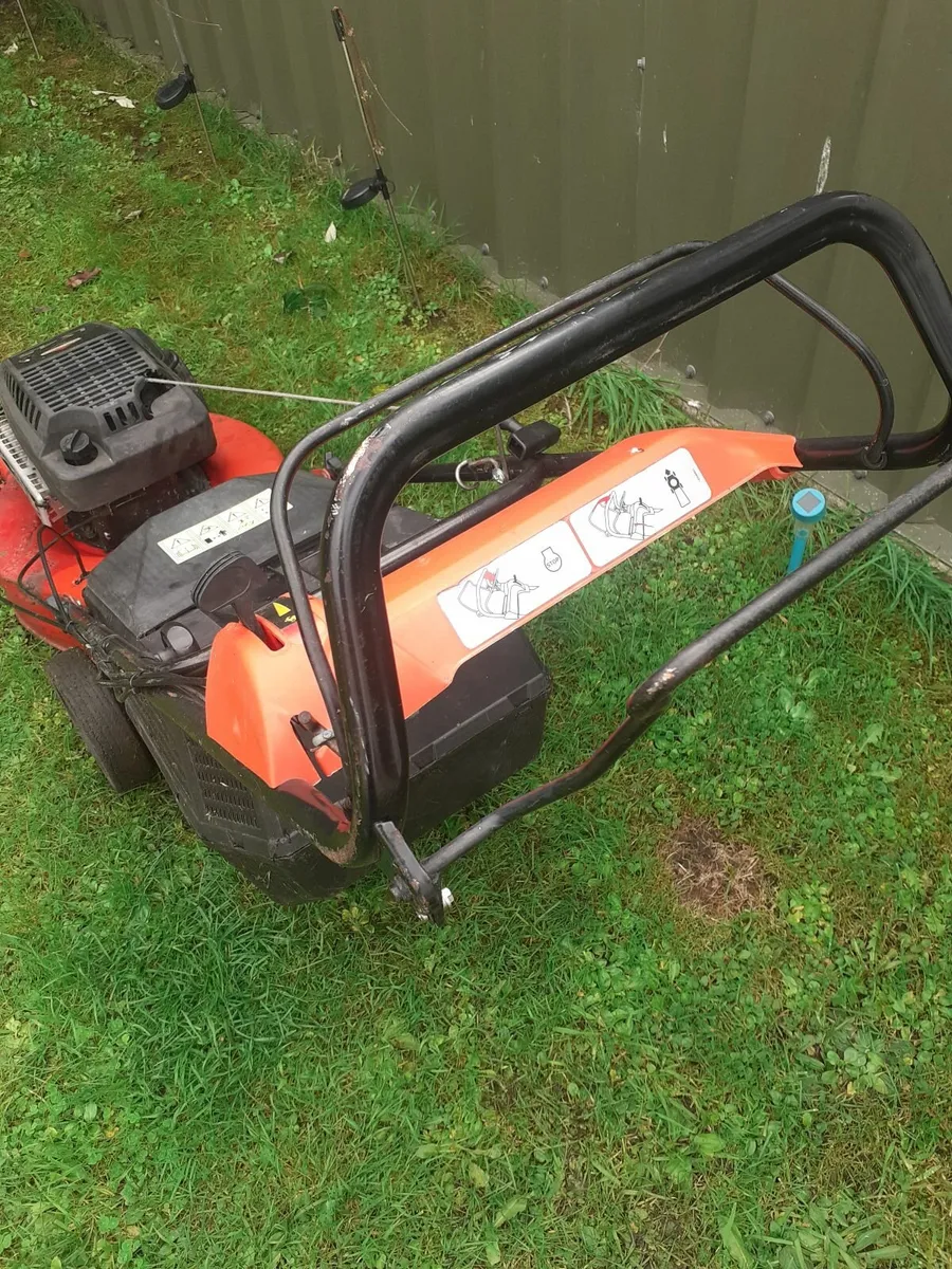 Castlegarden  lawnmower - Image 3