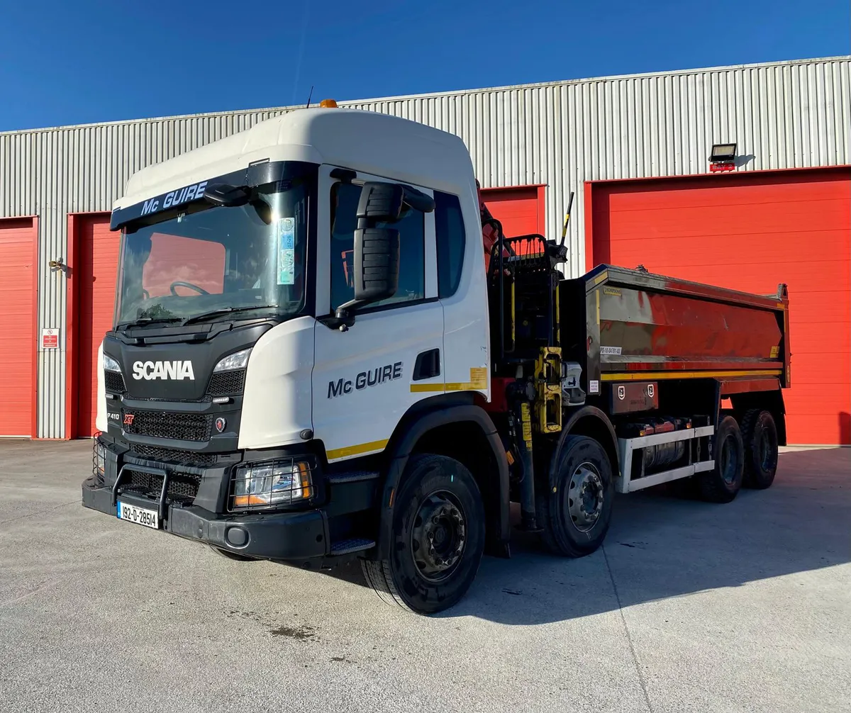 2019 Scania P410 XT 8x4 Thompson Tipper Grab - Image 1
