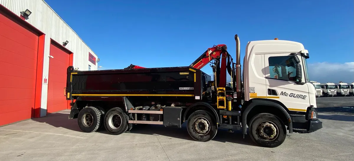 2019 Scania P410 XT 8x4 Thompson Tipper Grab - Image 4