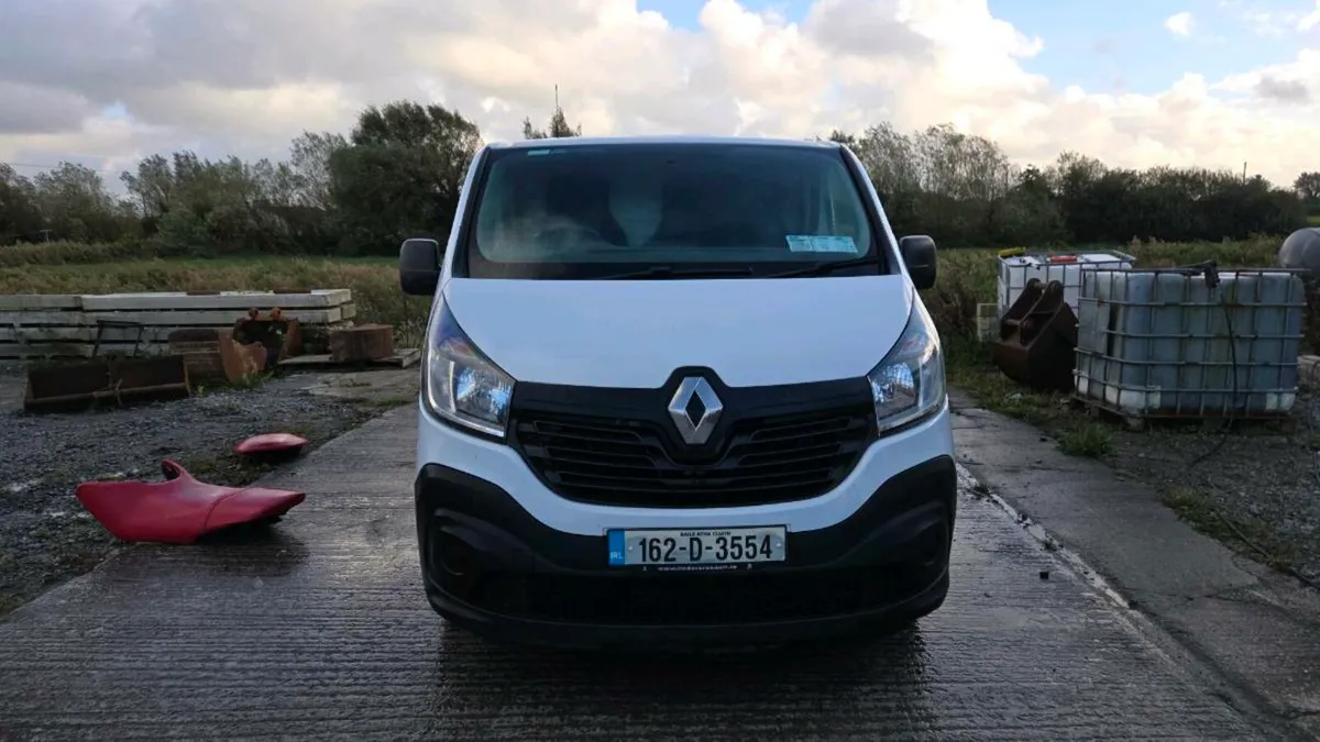 Renault Trafic - Image 2