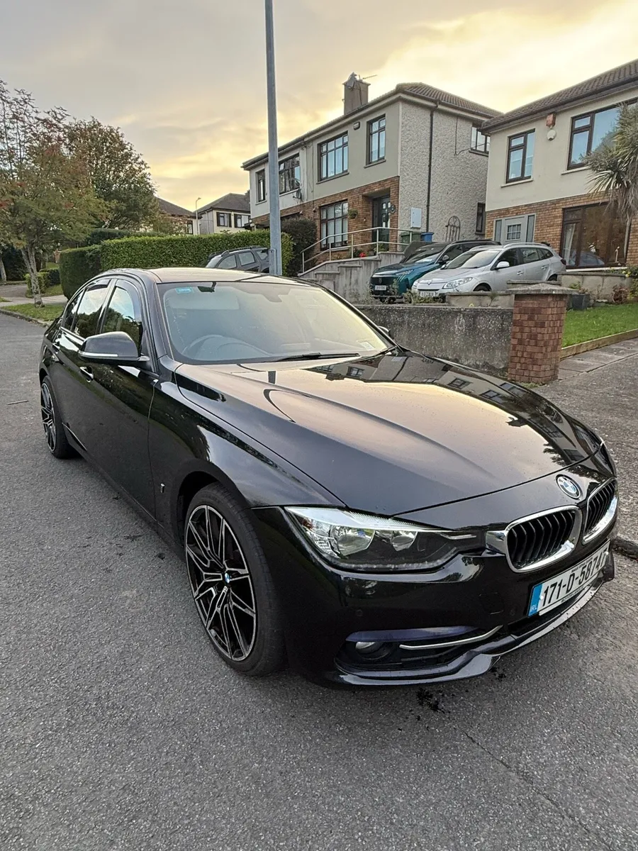 BMW 330 F30E Sport - Image 3