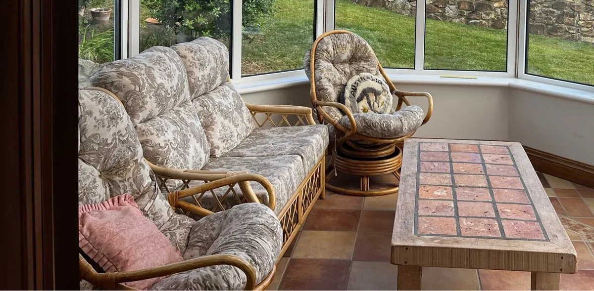 Wicker conservatory furniture - Image 2