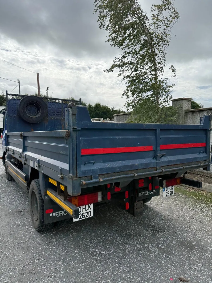 2001 Mercedes Ateago 7.5t Tipper - Image 3