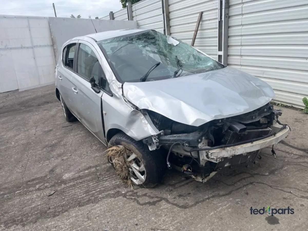 2016 (14-23) Opel Corsa For Breaking - Image 1