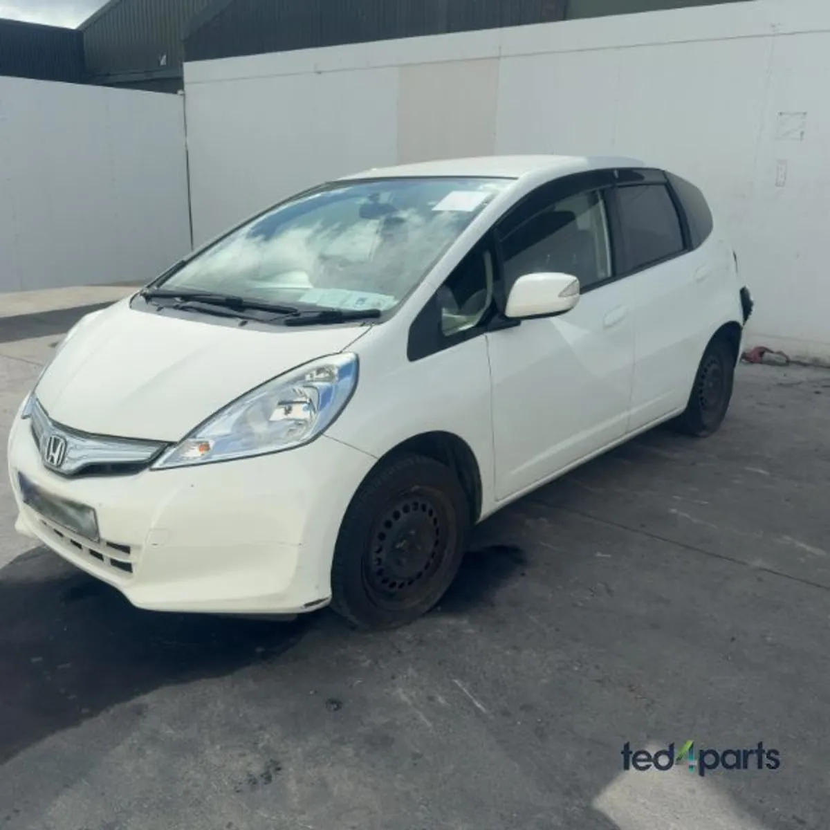 2012 (11-23) Honda Fit For Breaking - Image 3