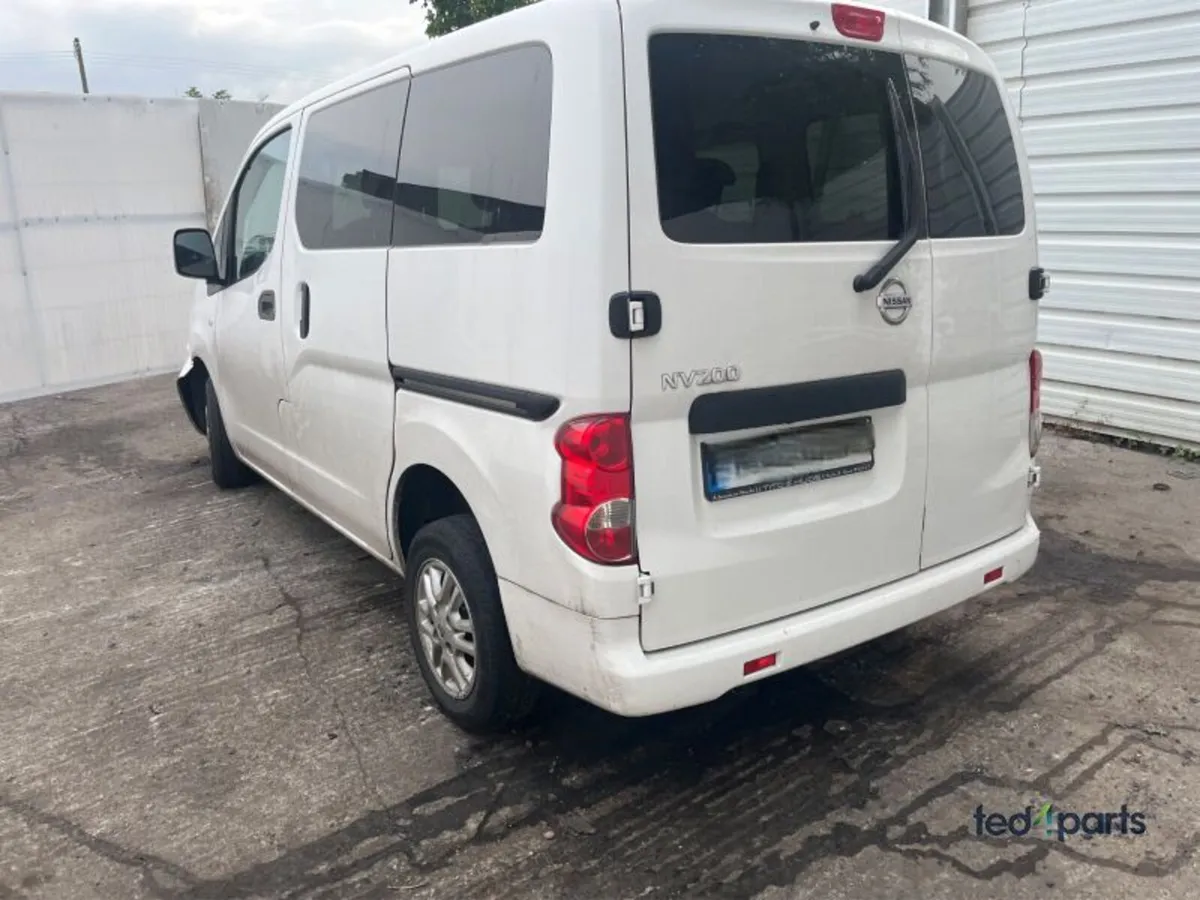 2017 Nissan NV200 For Breaking - Image 3