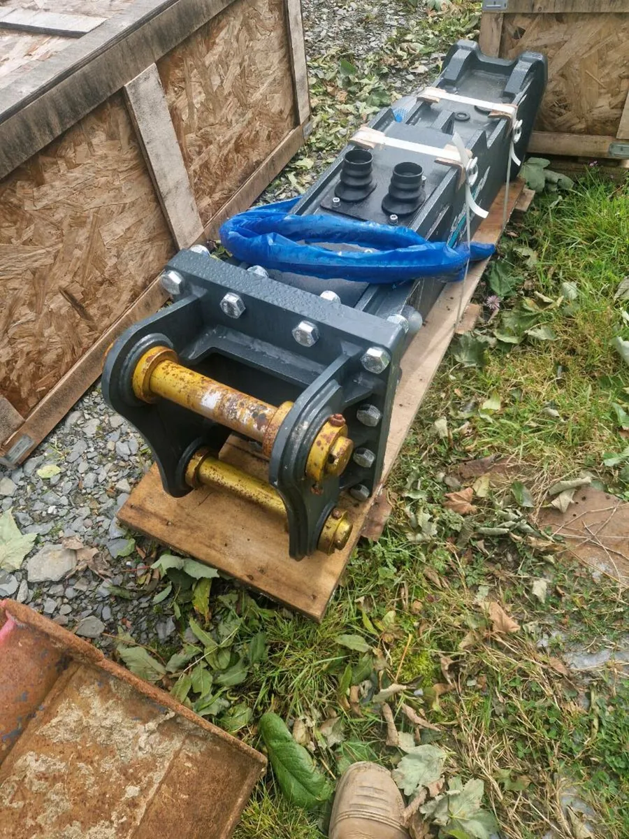 Rock breaker 4 to 6 Ton - Image 3