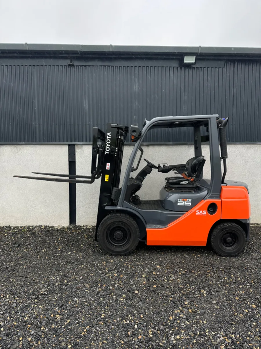 2018 Toyota 02-8Fdf25 Forklift - Image 1