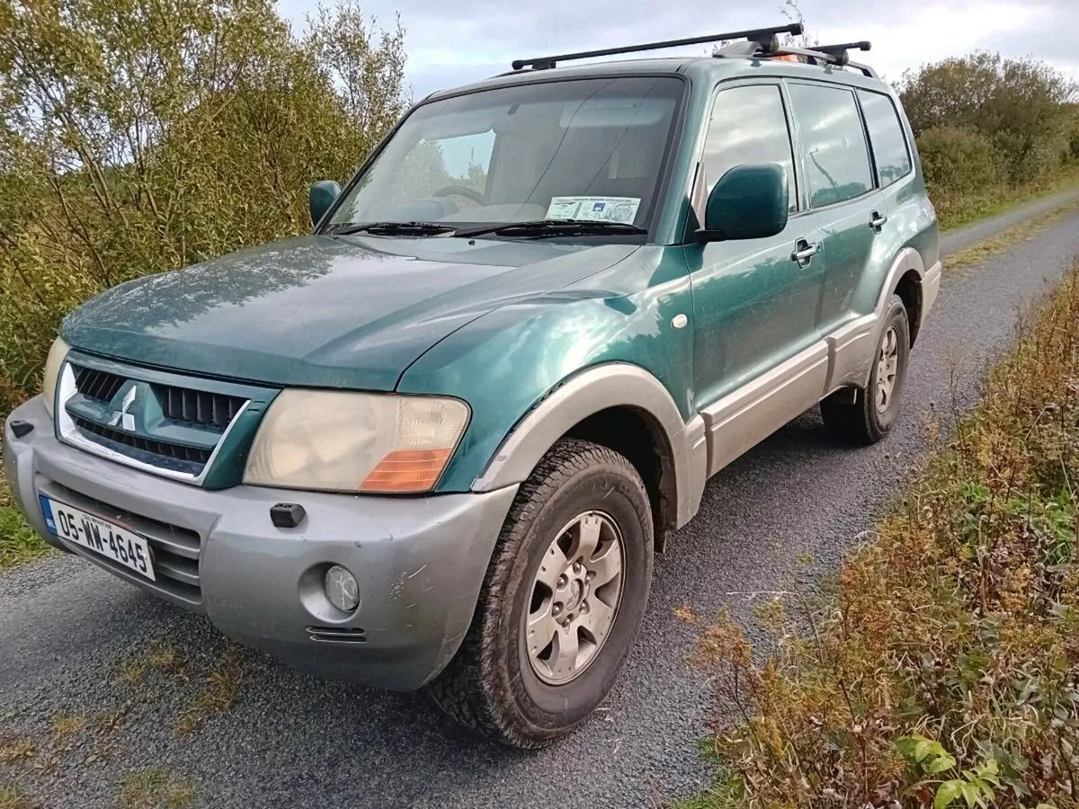 Mitsubishi Pajero - Image 4