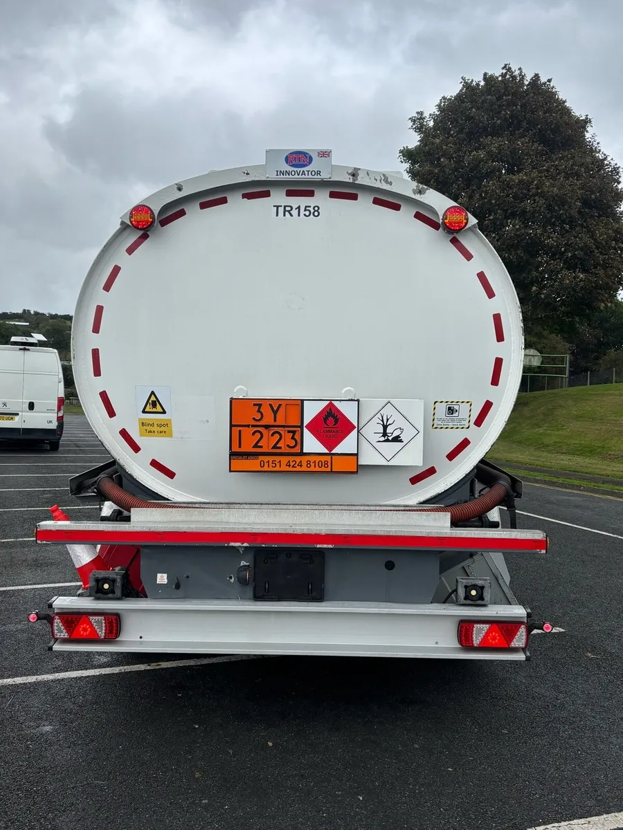 Lakeland Innovator Fuel Tanker - Image 4