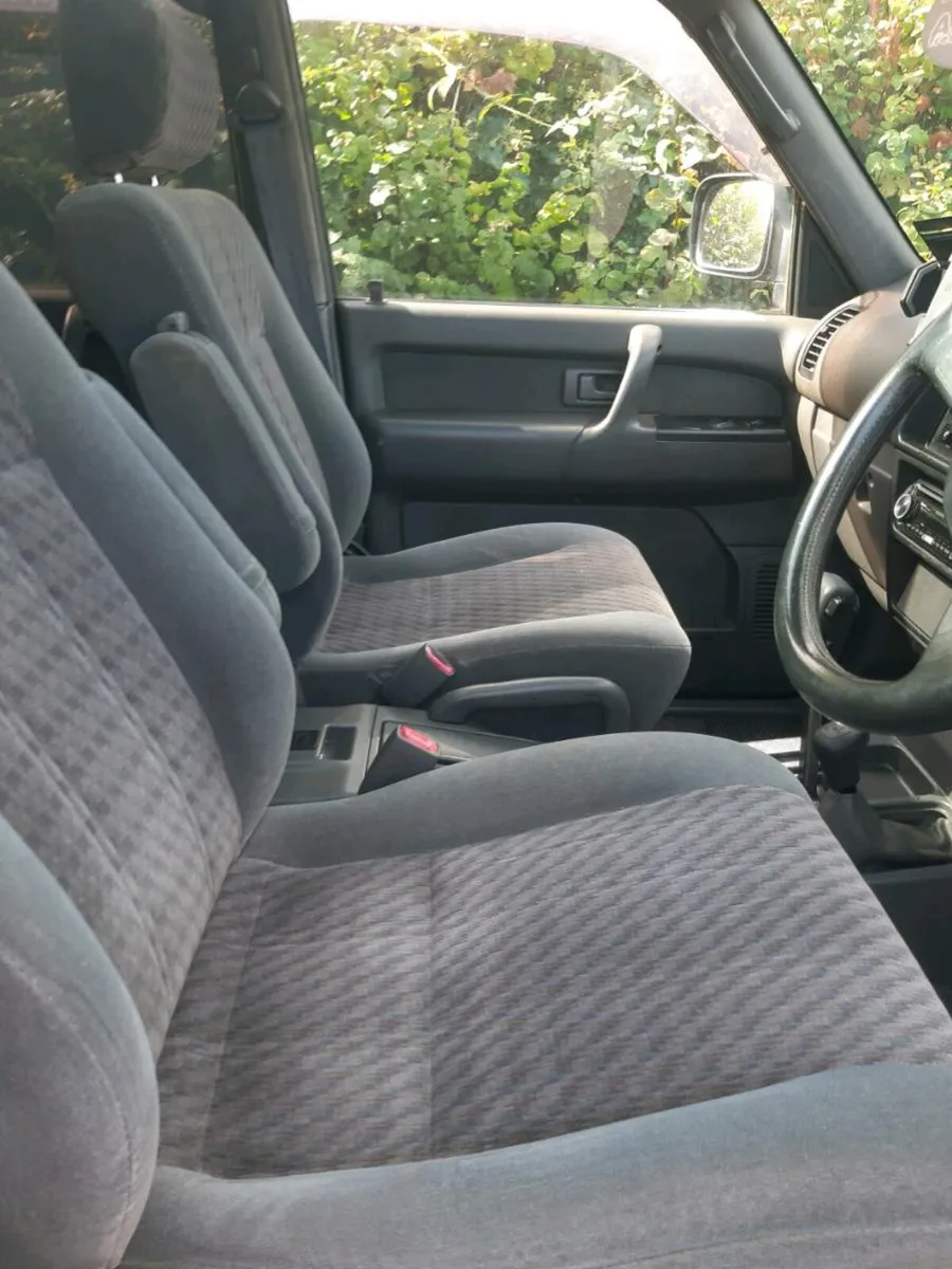 Isuzu Trooper - Image 4