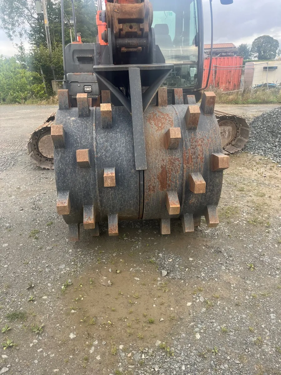 Compactor whell - Image 1