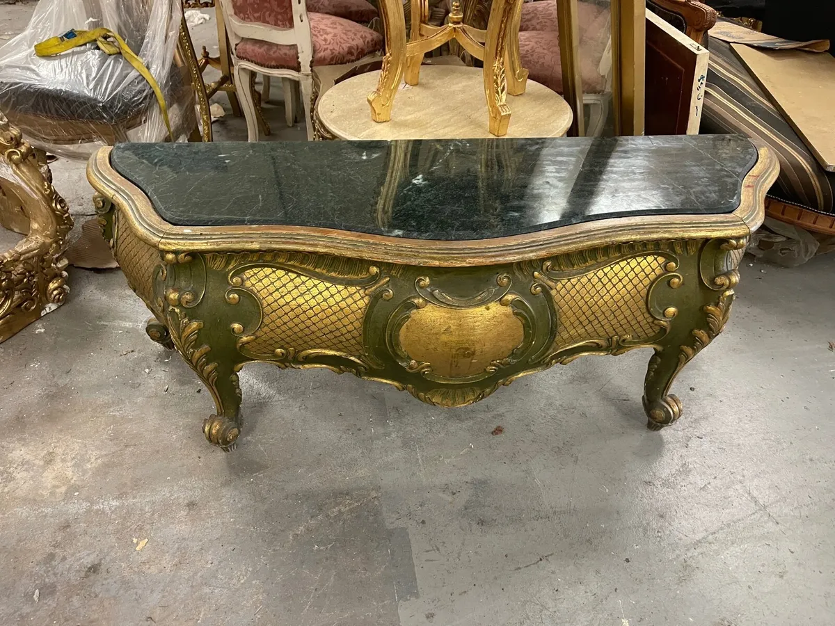 Carved wood gilt console tv table - Image 2