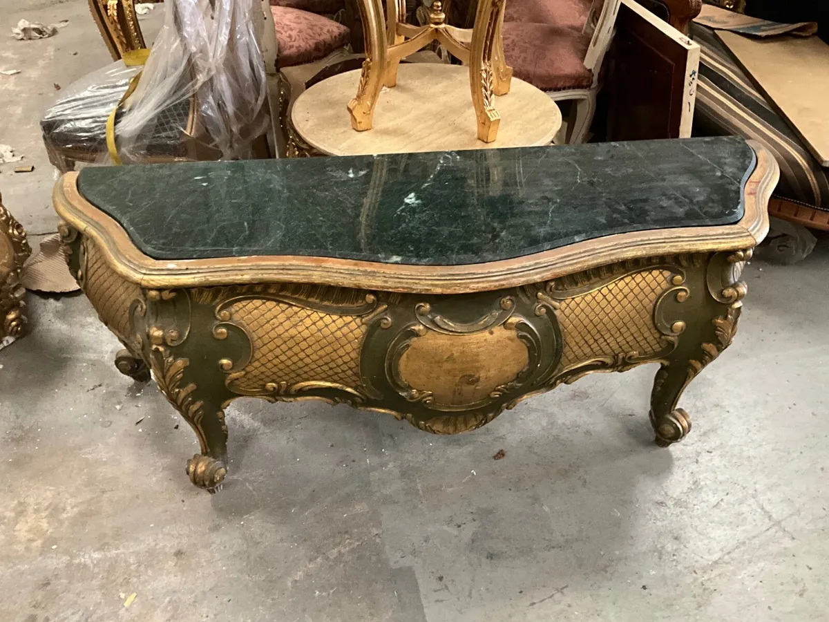 Carved wood gilt console tv table - Image 3