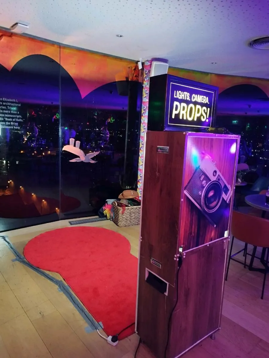 Party Photo Booth for Hire With Extra AI Software - Image 1