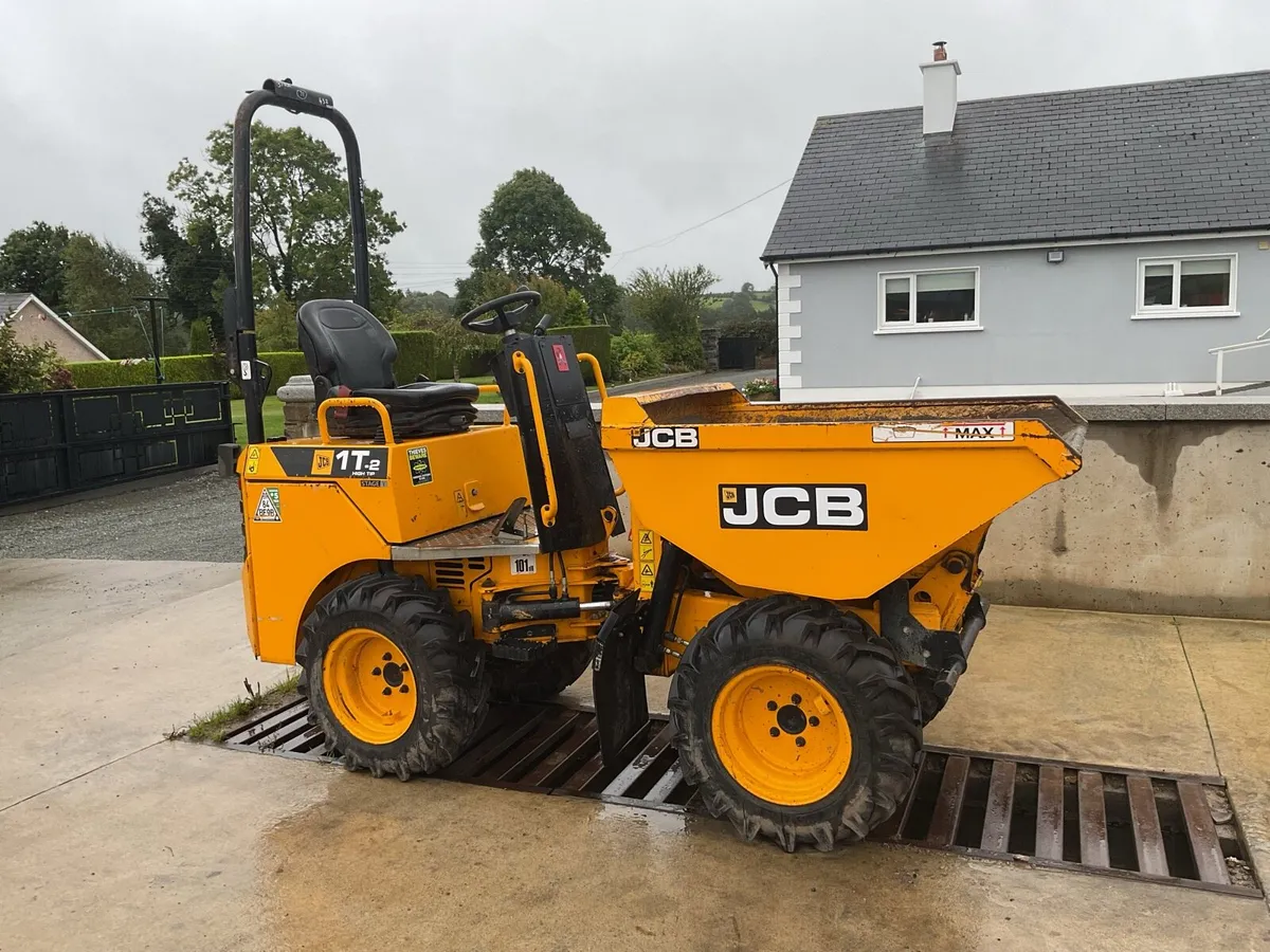 Choice of 3 JCB 1 tonne dumpers - Image 1