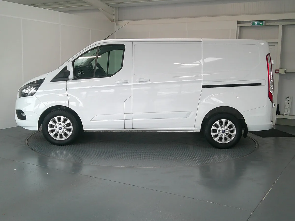 Ford Transit Custom 2022 - Image 4