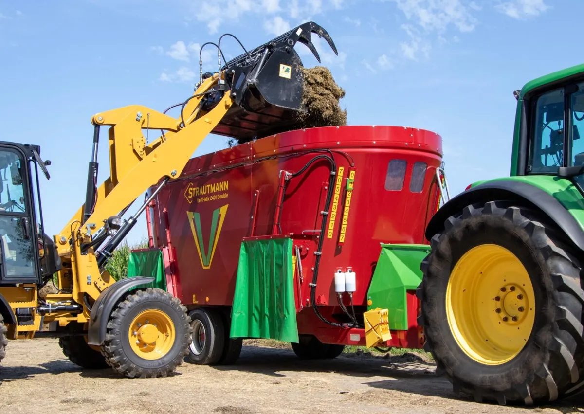 Strautmann Verti mix 2401 diet feeder