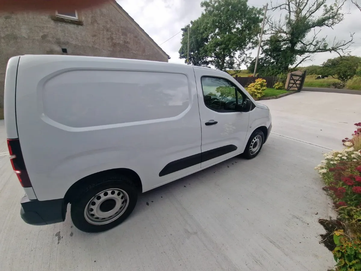 Citroen Berlingo 2023 1000KG Model - Image 3