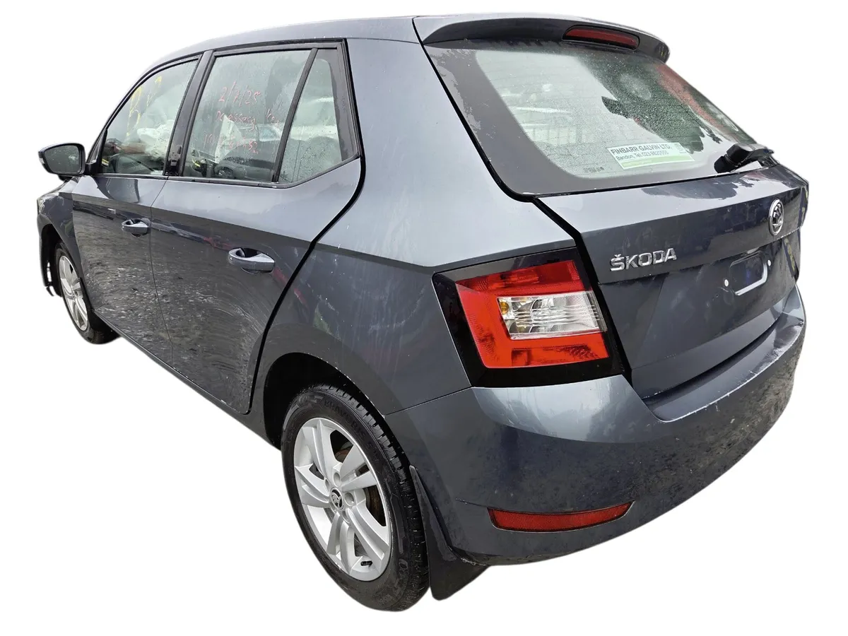 2019 SKODA FABIA For Breaking/Dismantling - Image 4