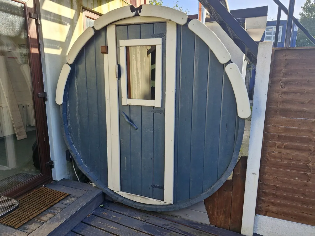 Sauna for 4- 6 Persons  3.5 mx 2.3m,woodstove. - Image 1