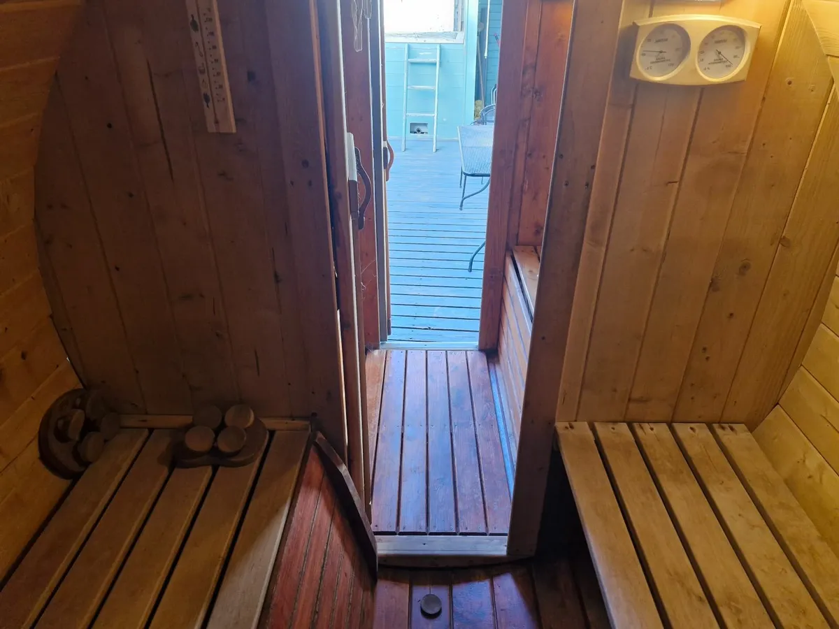 Sauna for 4- 6 Persons  3.5 mx 2.3m,woodstove. - Image 4