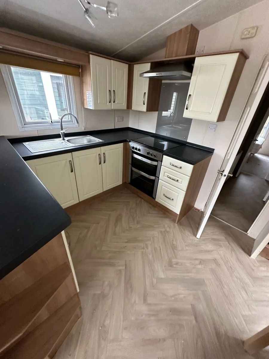 Delta Lodge 38-13 2 bed call TPS caravans - Image 3