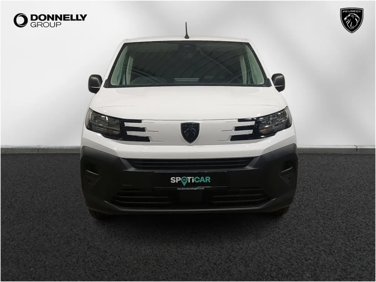 Peugeot Partner Standard Diesel Professional Plus - Image 3