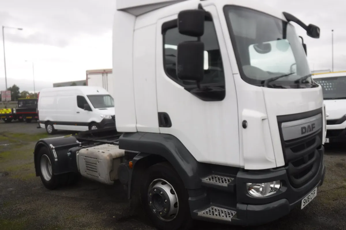 DAF LF220 t/u 6 speed manual. 6 speed manual.2016 - Image 3